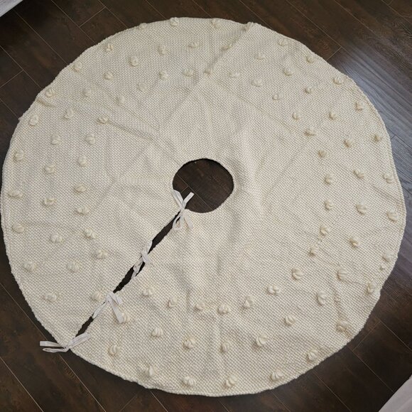 NEW Anthropologie Bubble Tree Skirt Christmas Boho Neutral Simple Farm House - Picture 2 of 5